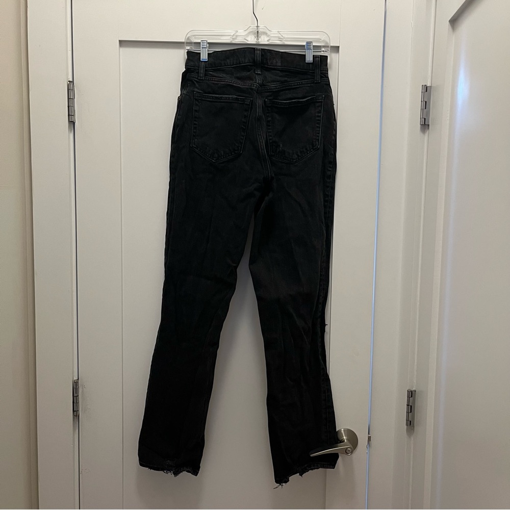 Abercrombie 90’s Straight High Rise